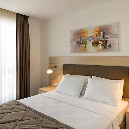 Apart-hotel The & 3*