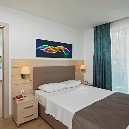 Apart-hotel The & 3*